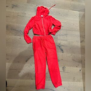 DANIELLE GUIZIO RED SWEATSUIT